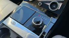 Land Rover Range Rover Velar 3.0 D300 R-Dynamic SE 5dr Auto Diesel Estate